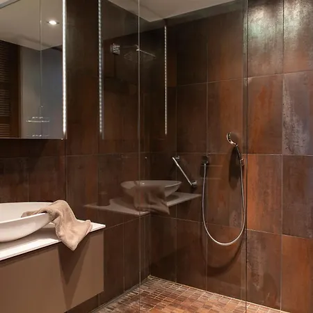 Alizee, Penthouse Met 3 Parkings דירה קנוקה-הייסט